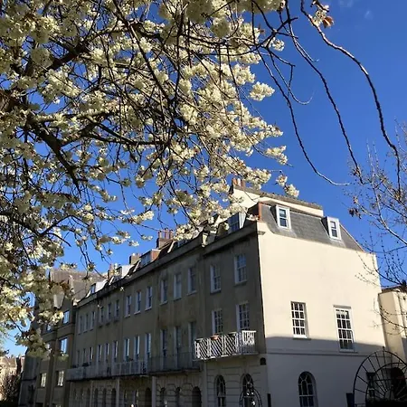 בית נופש Stylish Studio In Clifton Village