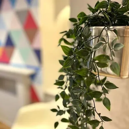 Stylish Studio In Clifton Village בית נופש בריסטול