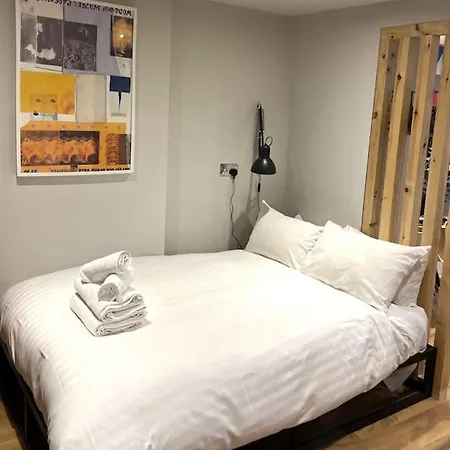 Stylish Studio In Clifton Village Будинок відпочинку *